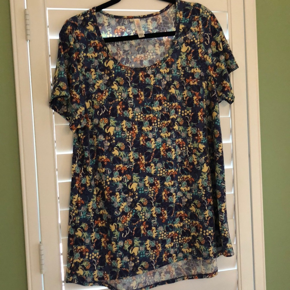 LuLaRoe mickey mouse design shirt